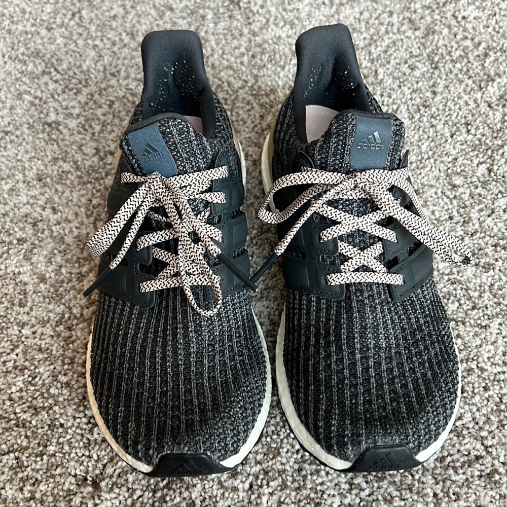 Adidas Women’s Ultra Boost 4.0